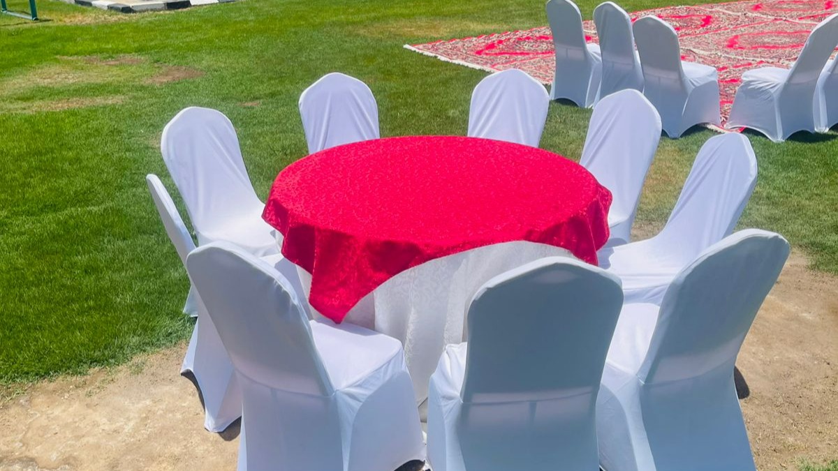 الجلسات وكراسي الأفراح